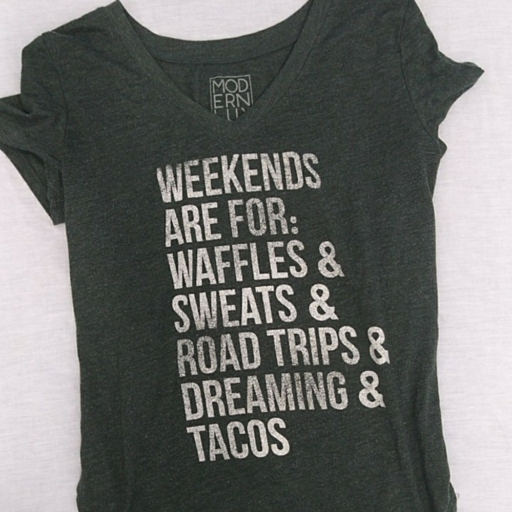 Weekends Graphic Tee